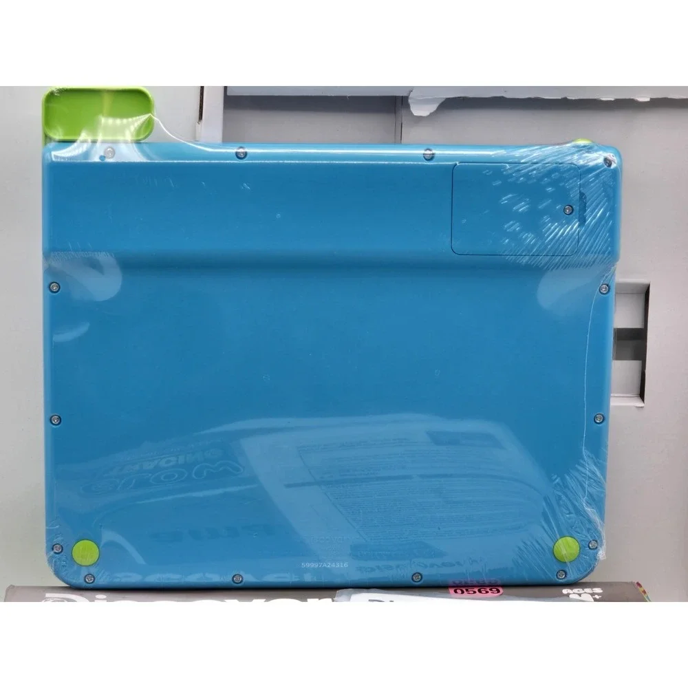 Discovery Glow Tracing Light Up Art Tablet‎ Ages 4+ Color Markers Included